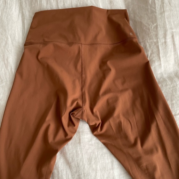 EVERLANE The perform 24/7 legging - Picture 7 of 7